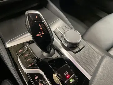 BMW 530e Limousine M Sport LiveCockpitProf Kamera