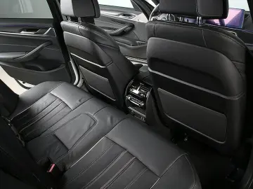 BMW 530i xDr. M Sportpaket Laser ACC HuD LiveCockpit