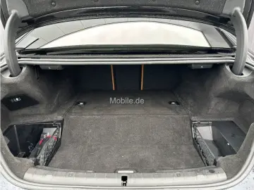 BMW 530e M-Paket el.AHK HeadUP Glasdach Driv.Ass.Pro