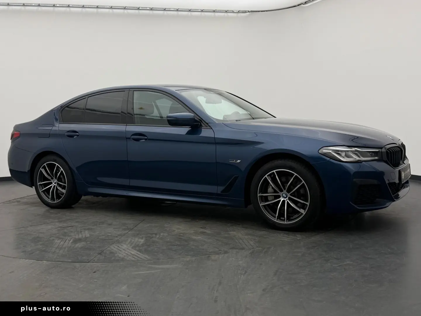 BMW 530e xDrive  LASER M-SPORT CAM DA-PROF HUD H K