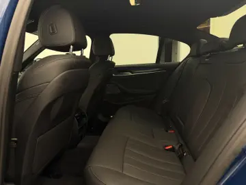 BMW 530e xDrive  LASER M-SPORT CAM DA-PROF HUD H K