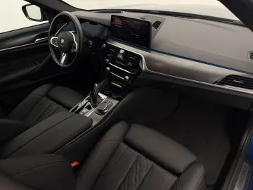 BMW 530e xDrive  LASER M-SPORT CAM DA-PROF HUD H K