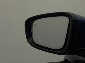 BMW 530e xDrive  LASER M-SPORT CAM DA-PROF HUD H K