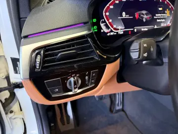 BMW 530eLim. M Sport PRO a.LED Navi Kamera Leder PDC