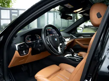 BMW 540i RWD 360 HUD HARMAN KARDON