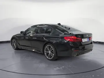 BMW 530i xDrive M Sportpaket Innovationsp. EDC AHK