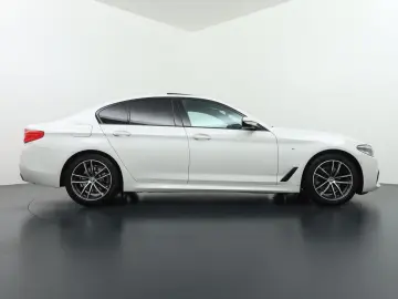 BMW 520 5-serie 520i High Executive Edition M Pakket