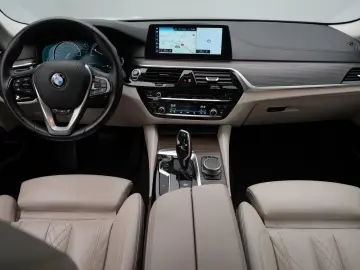 BMW 540i xDrive Luxury Line HUD DACH H&K MEMO ACC