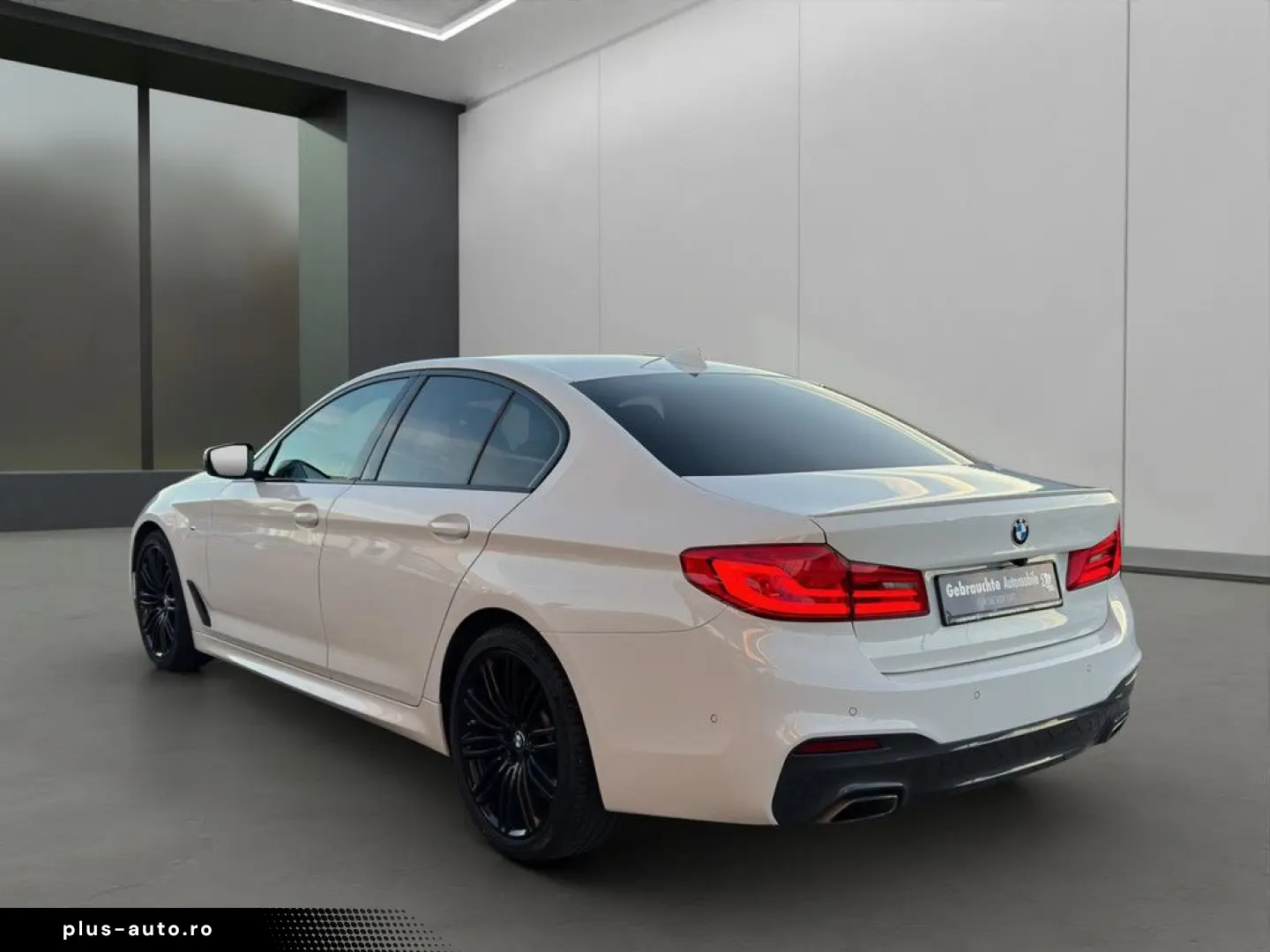 BMW 525d Lim. M-SPORT LED NAVI SPORTSITZ PDC SHZ 19