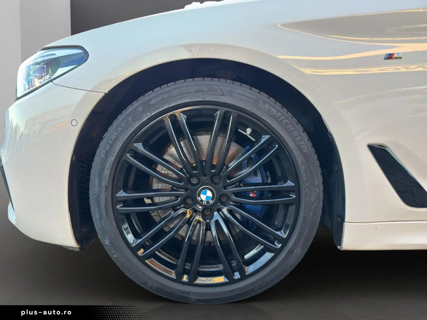 BMW 525d Lim. M-SPORT LED NAVI SPORTSITZ PDC SHZ 19