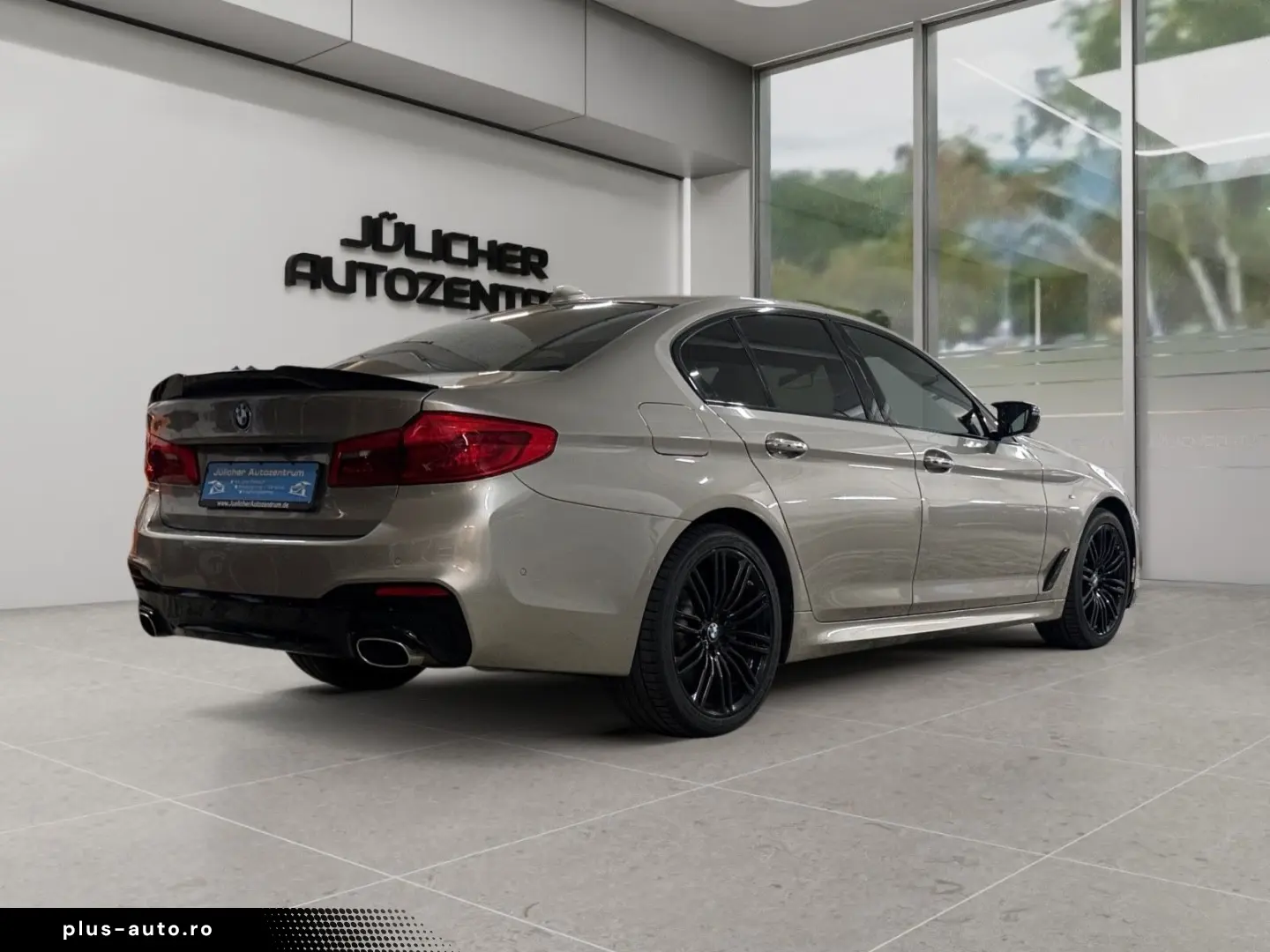 BMW 530 i xDrive Automatik M-Sportpaket   Insp. Neu