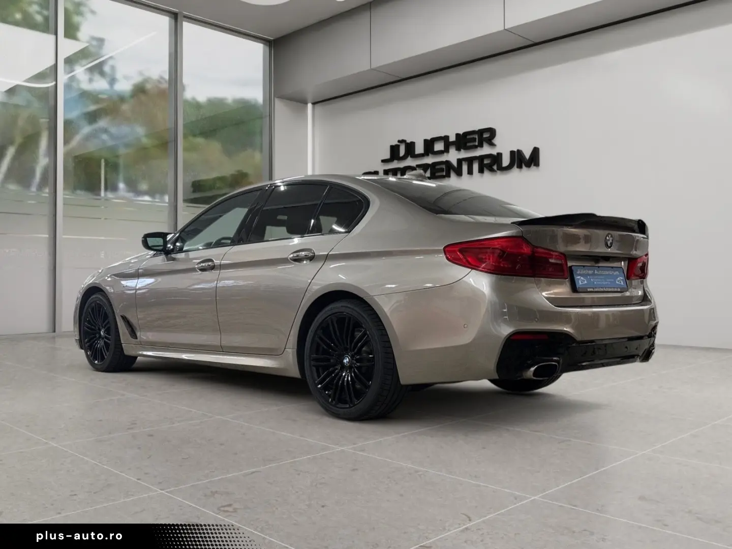 BMW 530 i xDrive Automatik M-Sportpaket   Insp. Neu