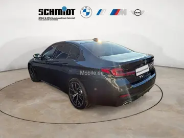 BMW 520d M Sportpaket   GARANTIE-bis-05.2028