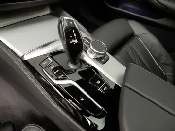 BMW 530 5 Serie Sedan 530i   M-Sportpakket   Laserli