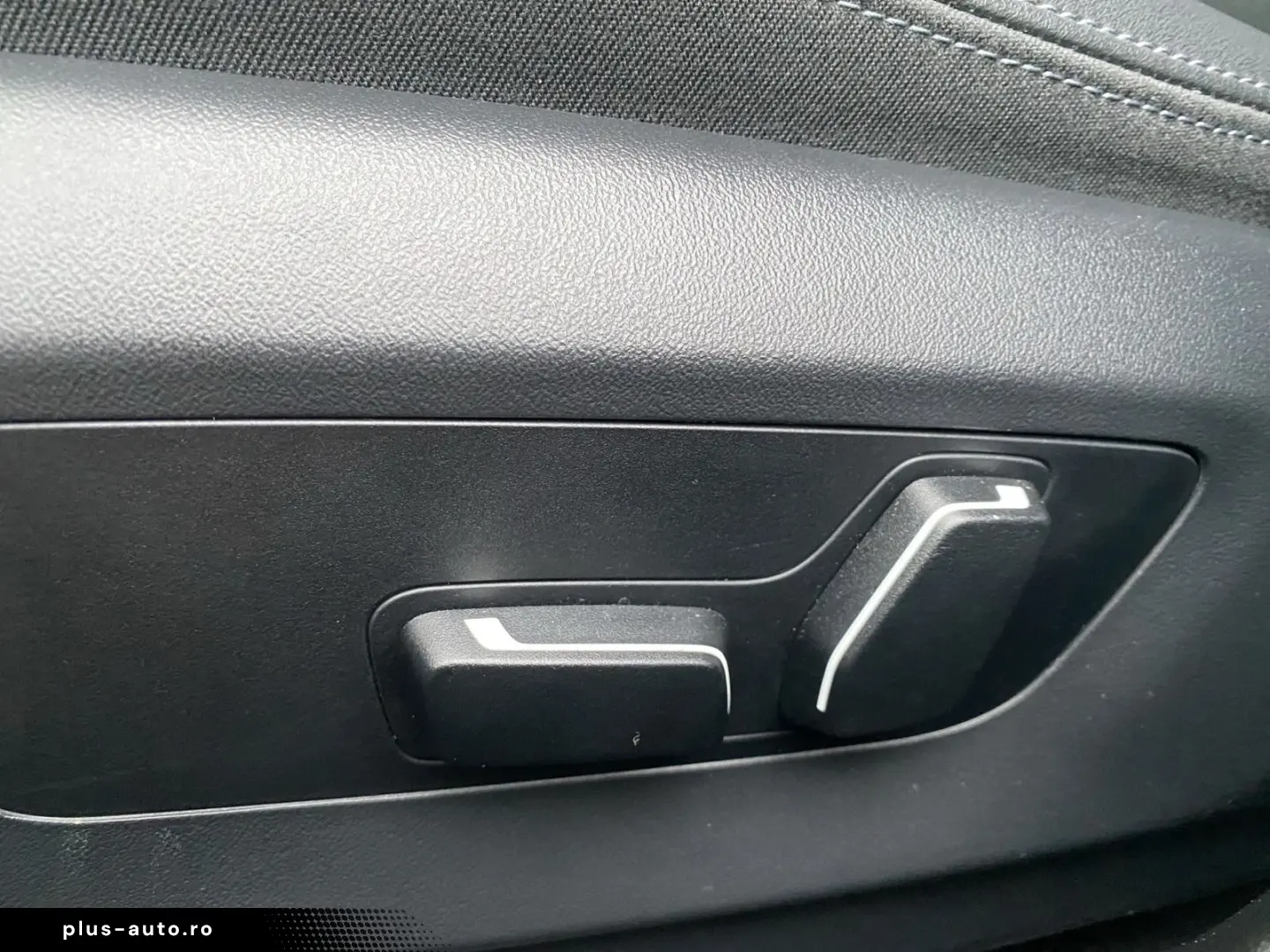 BMW 520 i NAVI HeadUp 360 Cam Sitzlüftung Memory H&K