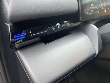 BMW 520 i NAVI HeadUp 360 Cam Sitzlüftung Memory H&K