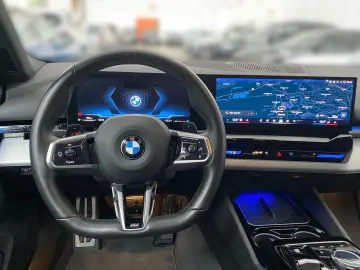 BMW 520d Limousine M Sport HUD LC Prof. DA Pro H K