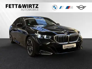 BMW 520d M Sport 19 LMR DrivingAssistantPlus