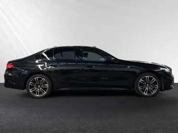 BMW 520d M Sport 19 LMR DrivingAssistantPlus