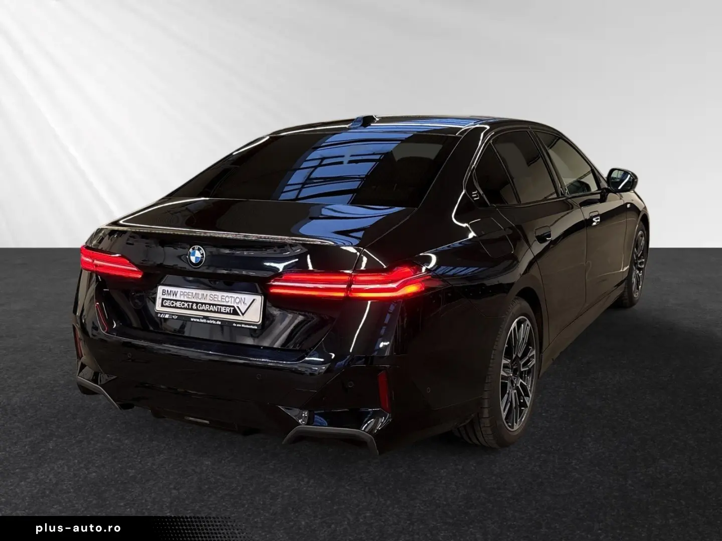 BMW 520d M Sport 19 LMR DrivingAssistantPlus