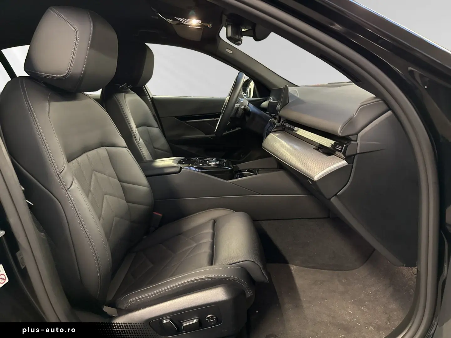 BMW 520d M Sport 19 LMR DrivingAssistantPlus