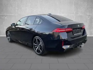 BMW 520 i M Sportpaket AHK ACC Navi LED  Alarm Sound