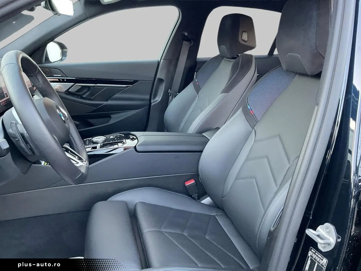 BMW 520 i M Sportpaket AHK ACC Navi LED  Alarm Sound