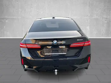 BMW 520 i M Sportpaket AHK ACC Navi LED  Alarm Sound