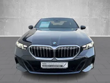 BMW 520 i M Sportpaket AHK ACC Navi LED  Alarm Sound