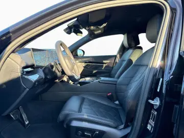 BMW 520iA M SPORT LivePro AdLED St G AHK 360  KomSi