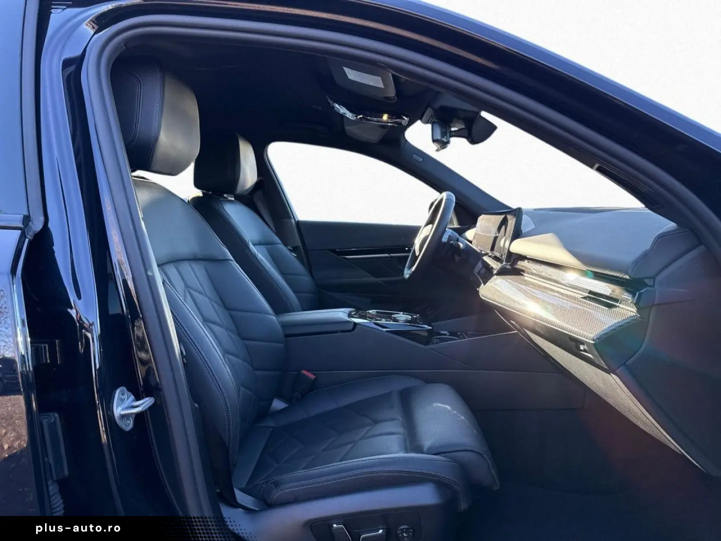 BMW 520iA M SPORT LivePro AdLED St G AHK 360  KomSi