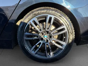 BMW 520iA M SPORT LivePro AdLED St G AHK 360  KomSi