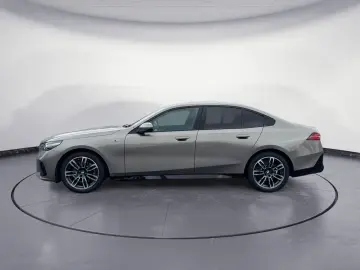 BMW 520i M Sportpaket Aktive Geschw. Komfortsitze Si