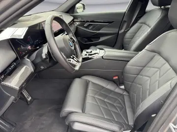 BMW 520i M Sportpaket Aktive Geschw. Komfortsitze Si