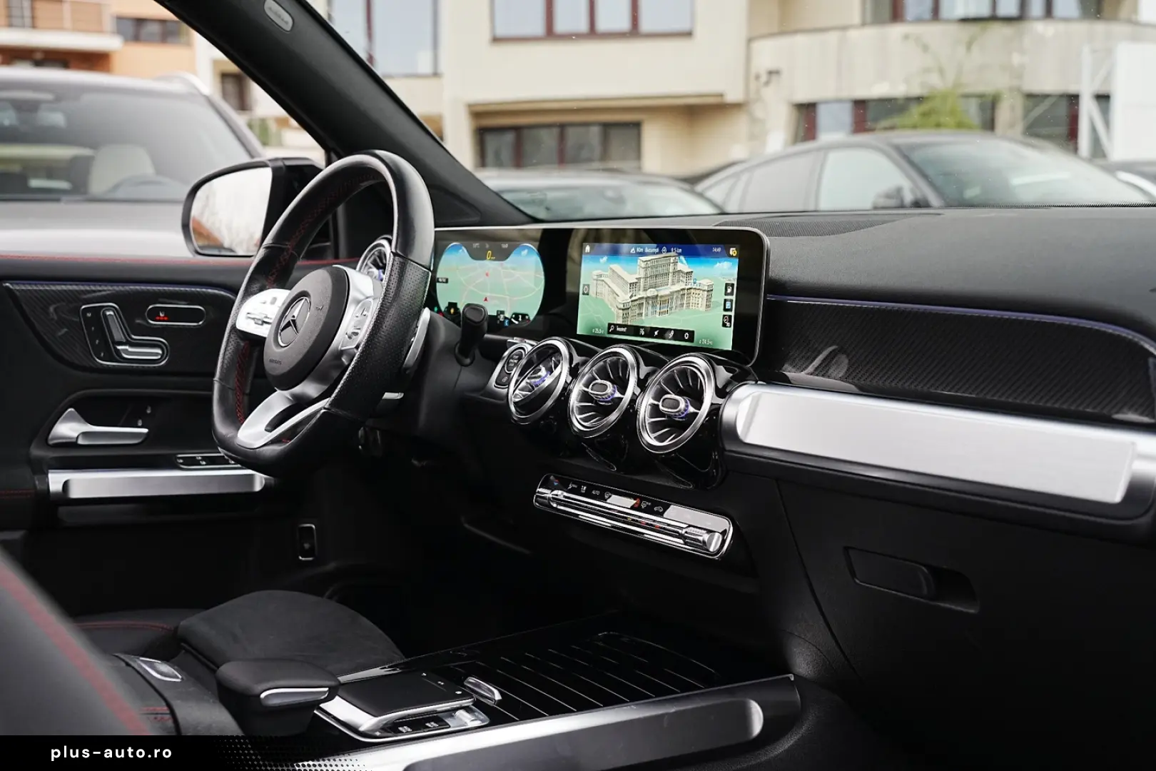 Mercedes-Benz GLB 200 7G-DCT AMG Line