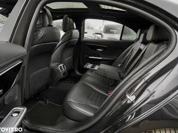 Mercedes-Benz C 300 e 9G-TRONIC AMG Line