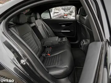 Mercedes-Benz C 300 e 9G-TRONIC AMG Line