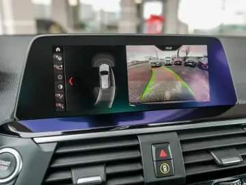 BMW X3 2.0 plugin XDrive