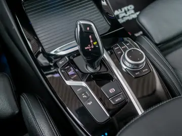 BMW X3 2.0 plugin XDrive