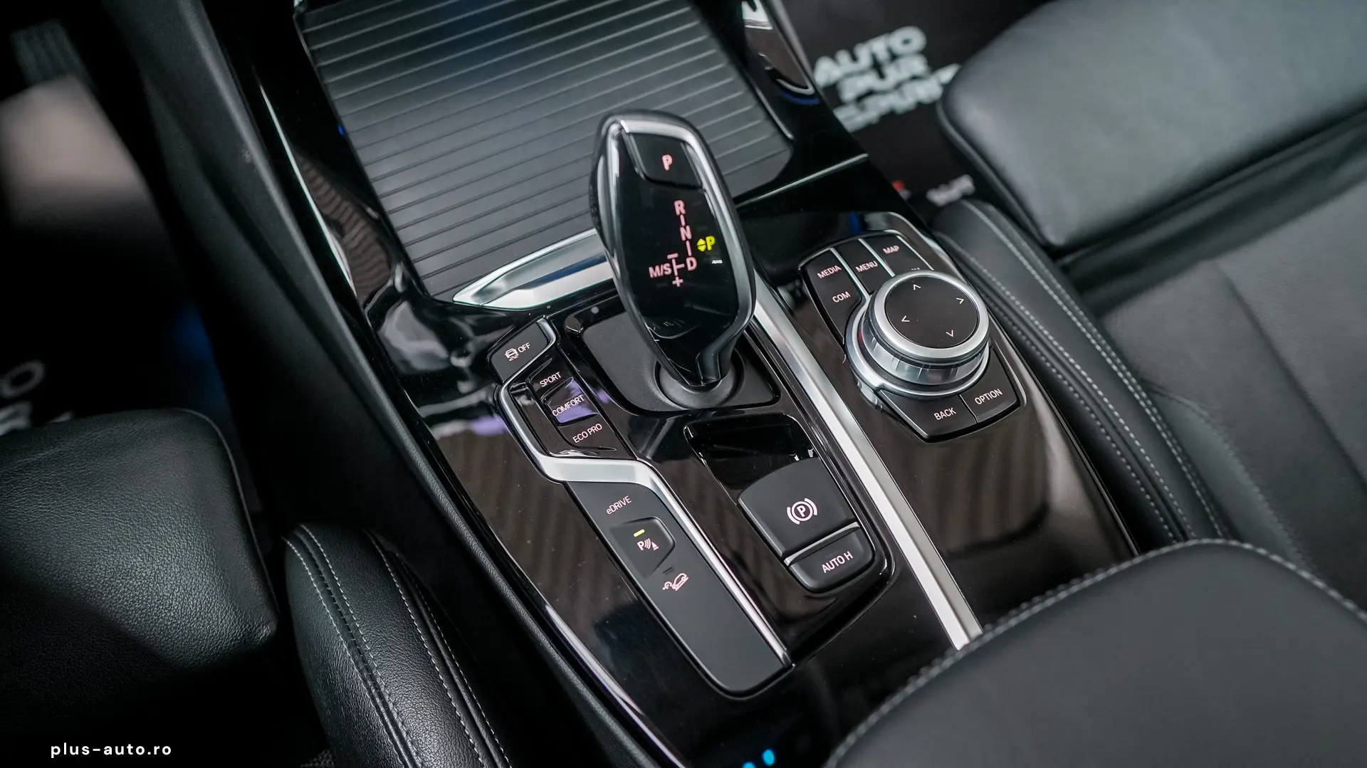 BMW X3 2.0 plugin XDrive