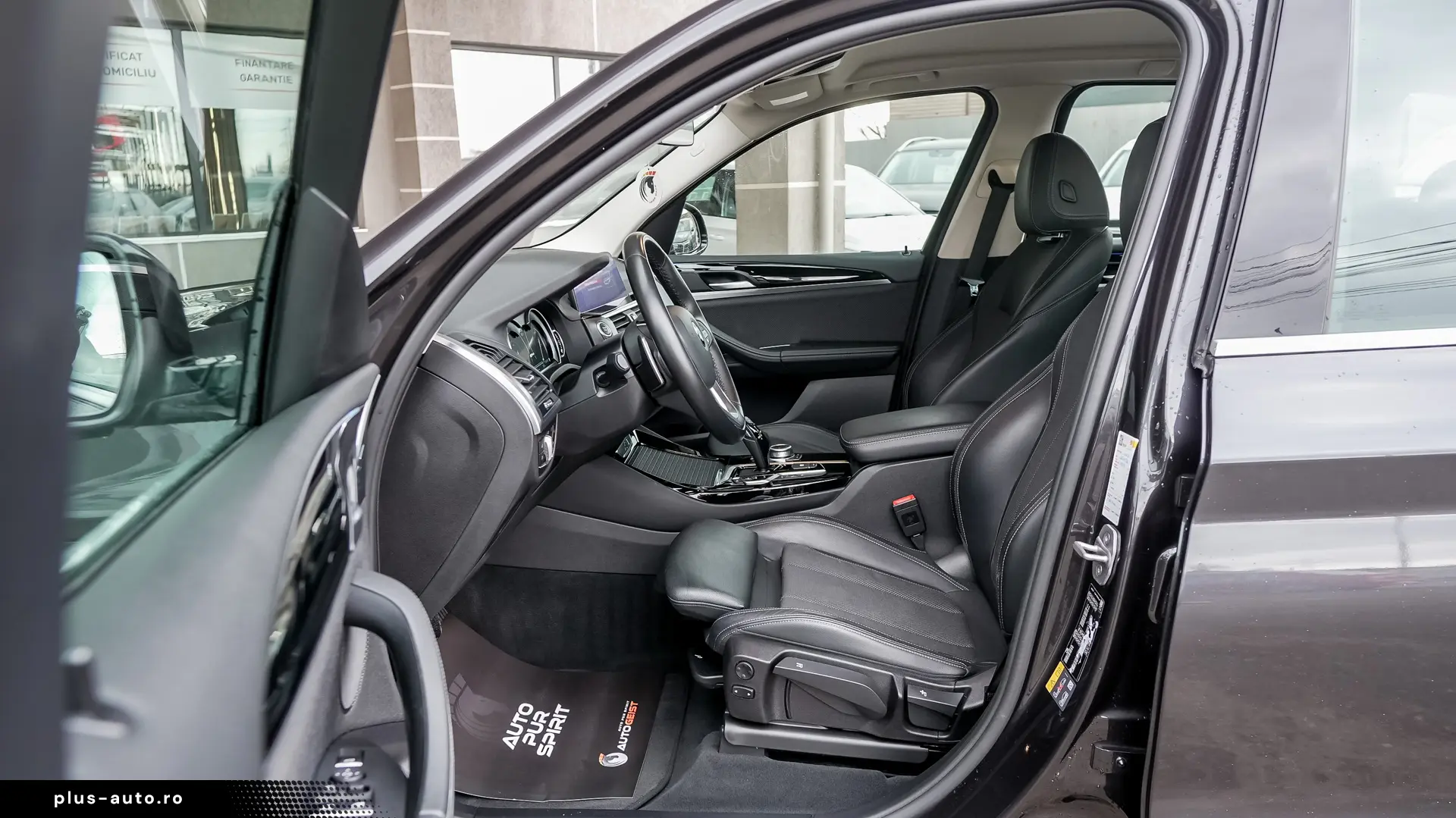 BMW X3 2.0 plugin XDrive