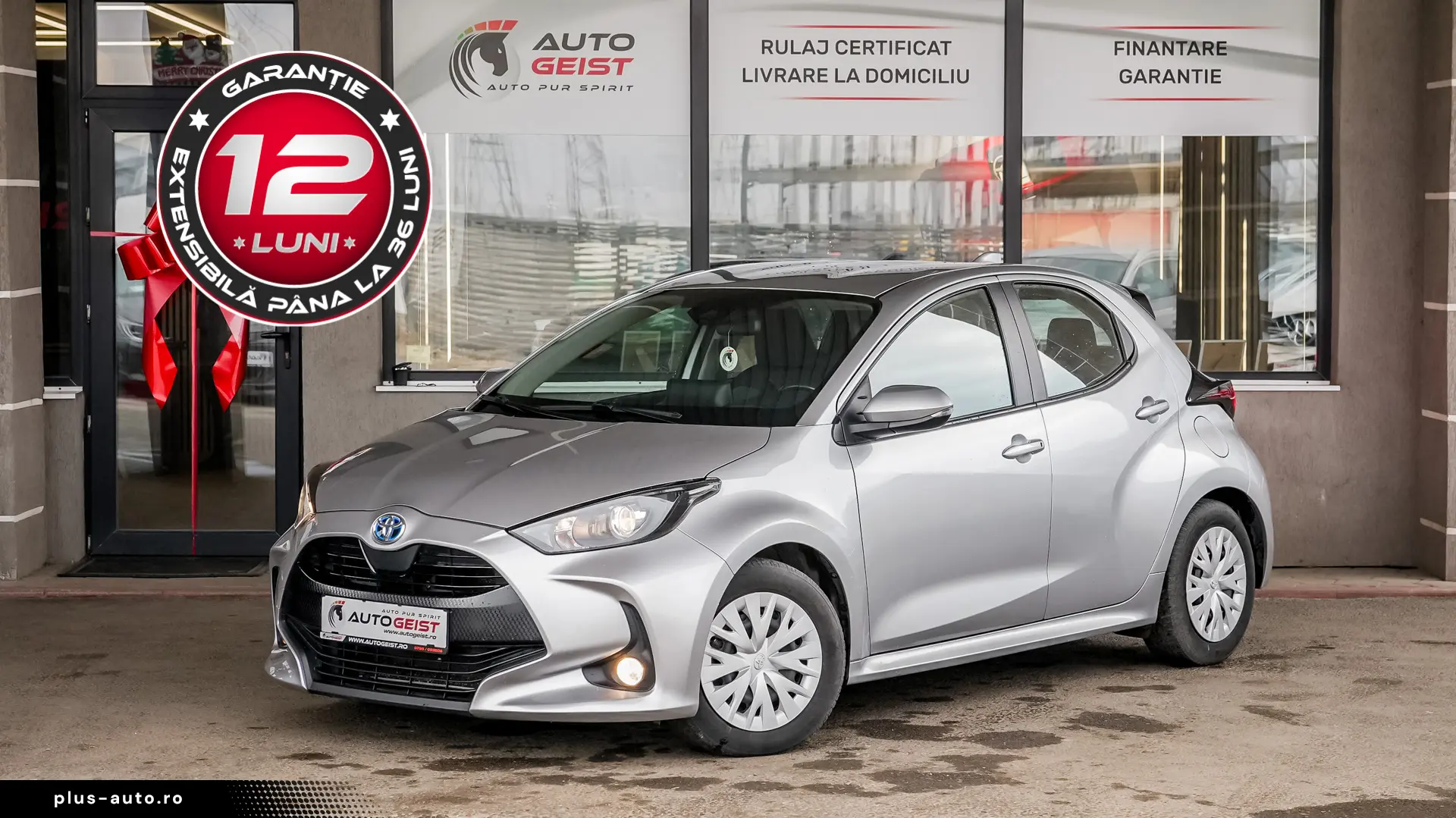 TOYOTA YARIS HYBRID BUSINESS