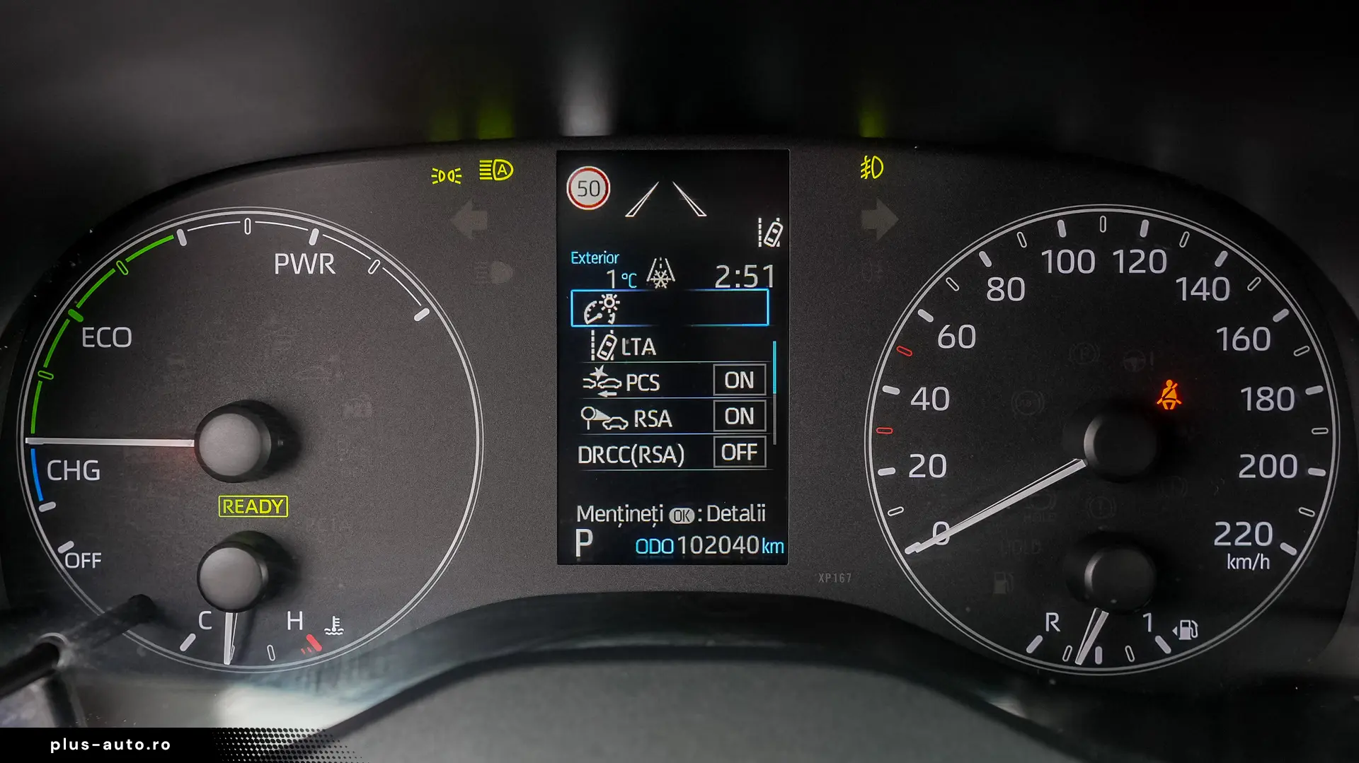 TOYOTA YARIS HYBRID BUSINESS