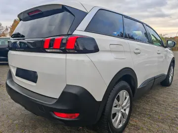 PEUGEOT 5008 PureTech 130 EAT8 PERLWEISS 7S #64655