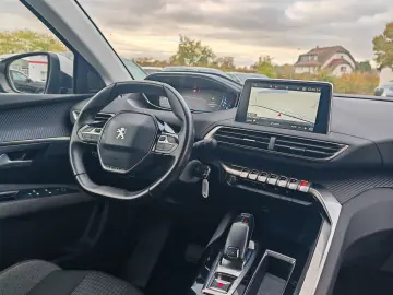 PEUGEOT 5008 PureTech 130 EAT8 PERLWEISS 7S #64655