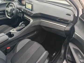 PEUGEOT 5008 PureTech 130 EAT8 PERLWEISS 7S #64655