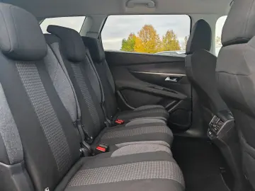 PEUGEOT 5008 PureTech 130 EAT8 PERLWEISS 7S #64655