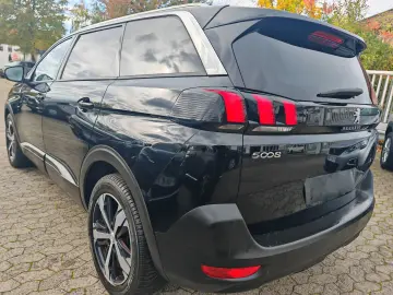 PEUGEOT 5008 PureTech 130 EAT8 DAB GRIP 7S #58283