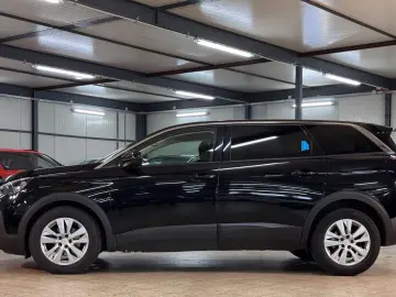 PEUGEOT 5008 Active Business 7SITZER SPUR VIR APPS 1.H