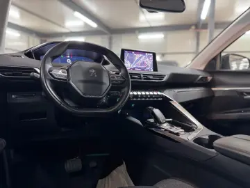 PEUGEOT 5008 Active Business 7SITZER SPUR VIR APPS 1.H